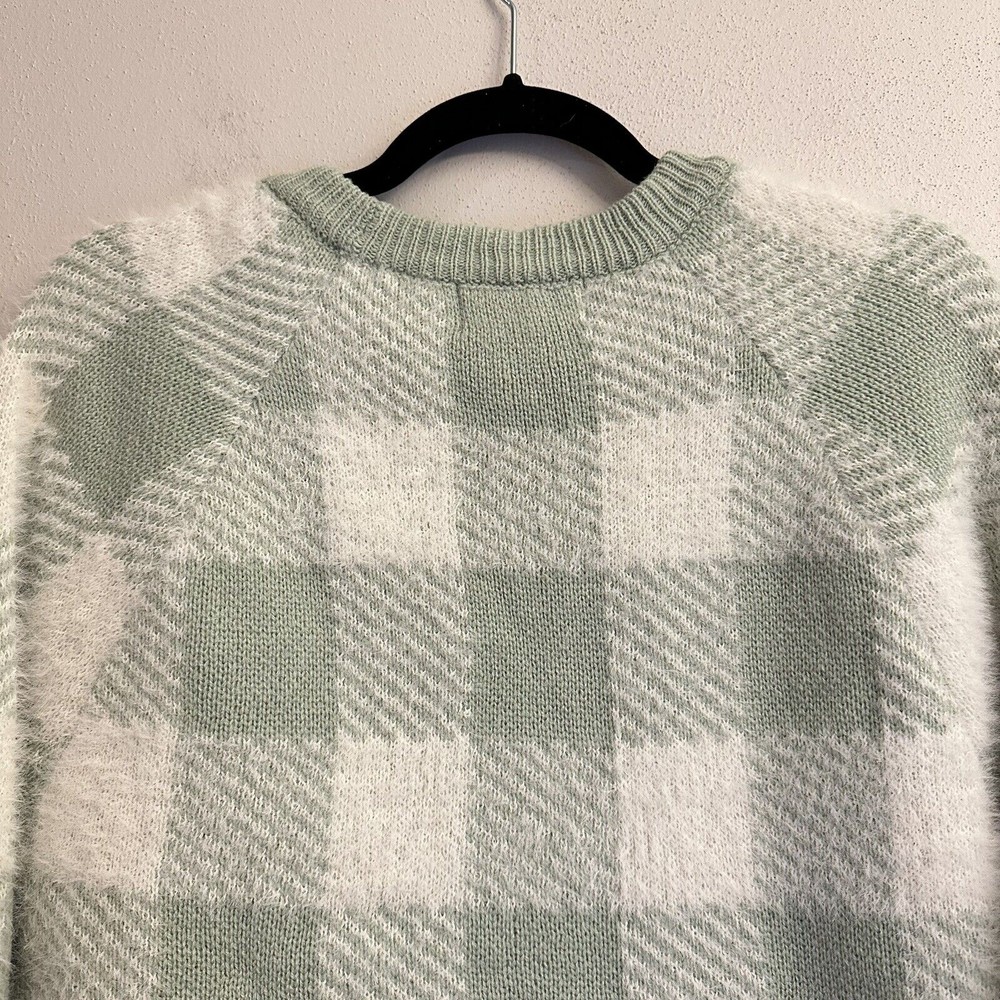 Willow and Wind Pale Green Plaid Cropped Eyelash Cardigan Sweater Sz M 90s - Picture 10 of 11